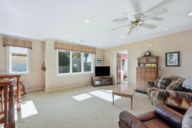 1455 Lane 280 Hamilton Lake, Hamilton, IN 46742