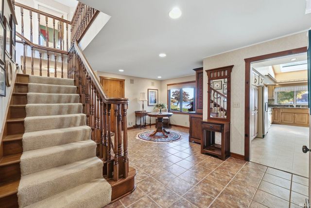 1455 Lane 280 Hamilton Lake, Hamilton, IN 46742