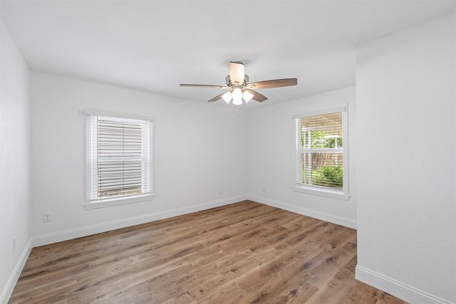 1720 Bagby Avenue, Waco, TX 76706