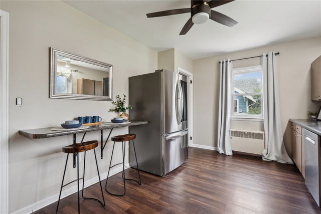1804 E 33rd Street, Des Moines, IA 50317