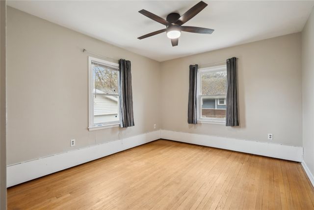 1804 E 33rd Street, Des Moines, IA 50317