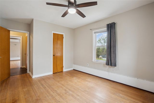 1804 E 33rd Street, Des Moines, IA 50317