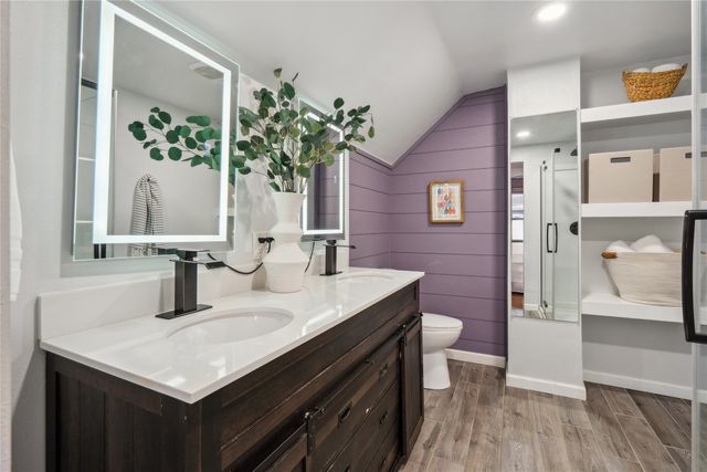 1804 E 33rd Street, Des Moines, IA 50317
