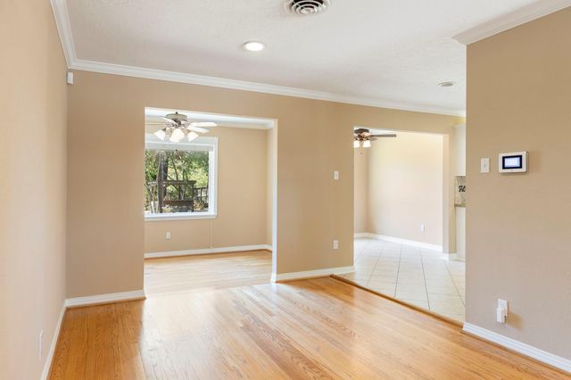 1802 Turnpike Road, Houston, TX 77008