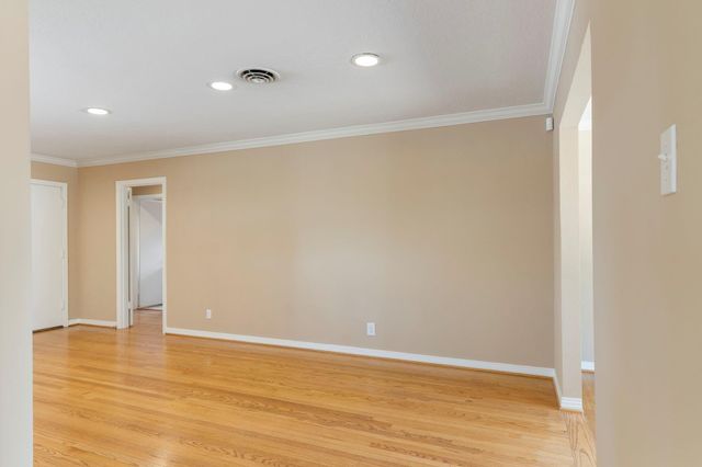 1802 Turnpike Road, Houston, TX 77008