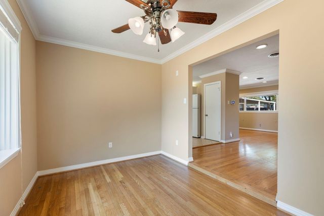 1802 Turnpike Road, Houston, TX 77008