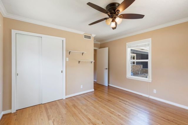 1802 Turnpike Road, Houston, TX 77008