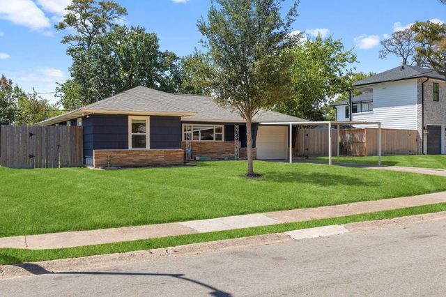 1802 Turnpike Road, Houston, TX 77008