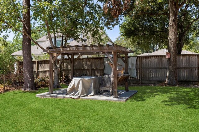 1802 Turnpike Road, Houston, TX 77008