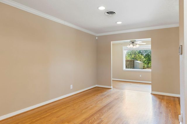 1802 Turnpike Road, Houston, TX 77008