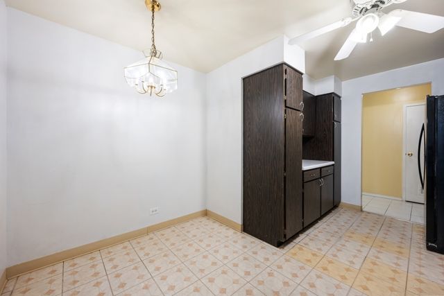 1515 CENTRAL Road 319C, Arlington Heights, IL 60005