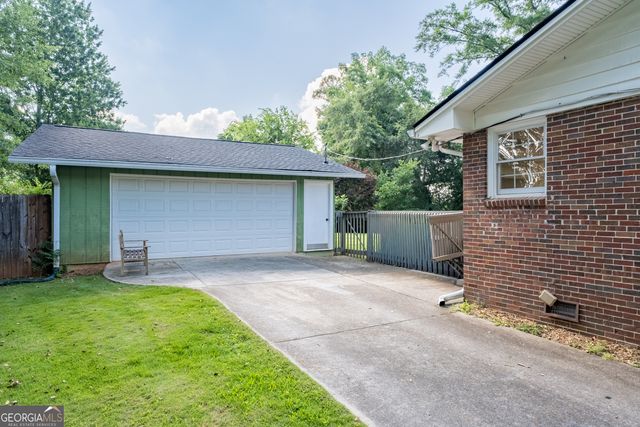 835 Alberson Court, Decatur, GA 30033