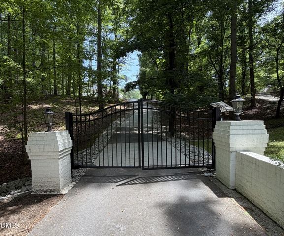 4001 Perthcroft Place, Fuquay Varina, NC 27526