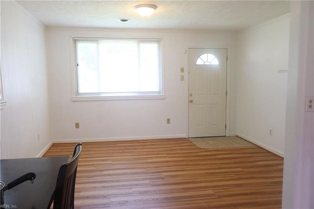 445 Smiley RD, Hampton, VA 23663