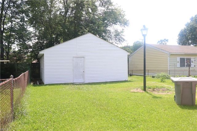 445 Smiley RD, Hampton, VA 23663