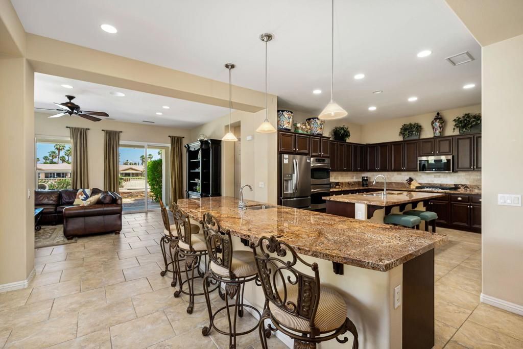 Image 13 of property listing at 61564 Tulare Lane, La Quinta, CA 92253