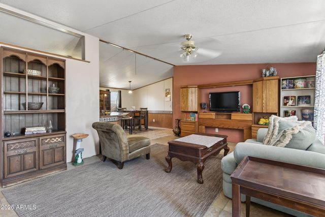 3683 W ROLLS Road, Queen Creek, AZ 85142