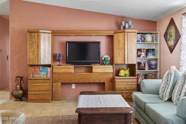 3683 W ROLLS Road, Queen Creek, AZ 85142