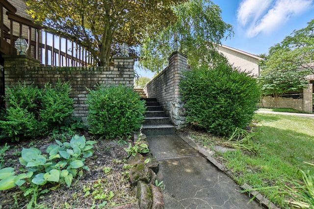 7392 Wheatland Meadow Court, West Chester, OH 45069