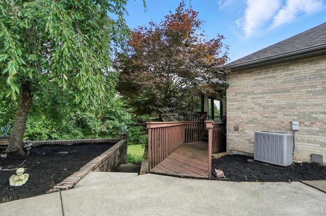 7392 Wheatland Meadow Court, West Chester, OH 45069