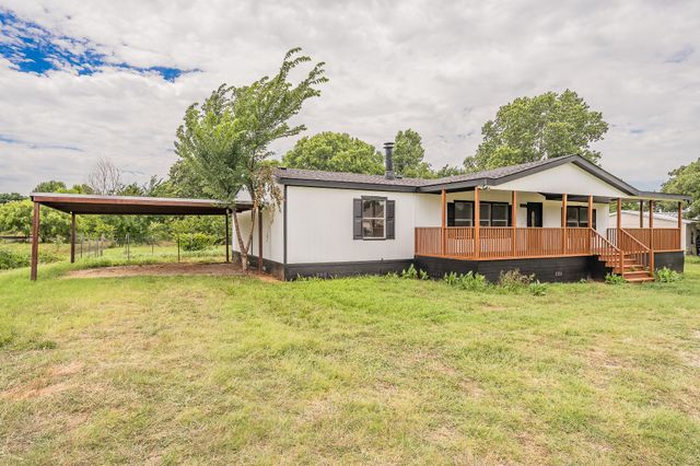 153 Clay Court, Springtown, TX 76082