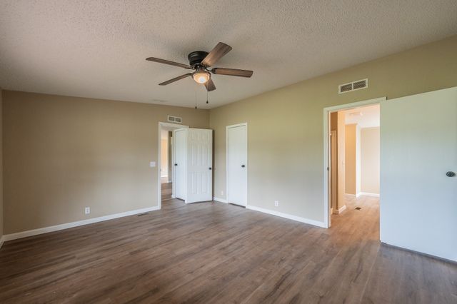 153 Clay Court, Springtown, TX 76082