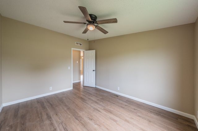 153 Clay Court, Springtown, TX 76082