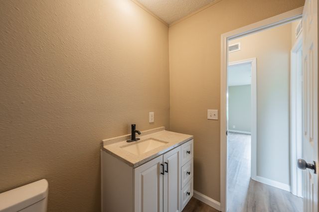 153 Clay Court, Springtown, TX 76082