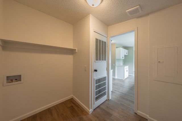 153 Clay Court, Springtown, TX 76082