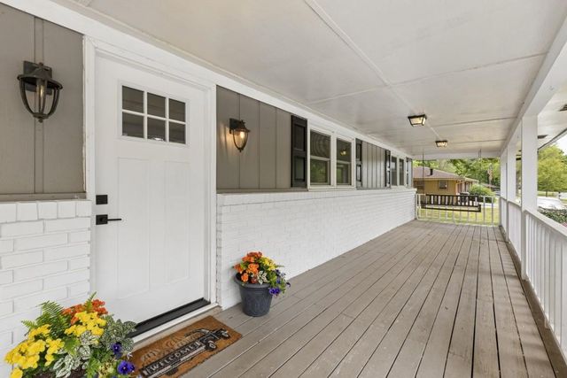 1811 Old Lost Mountain Road, Powder Springs, GA 30127