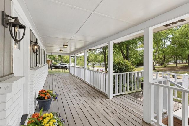 1811 Old Lost Mountain Road, Powder Springs, GA 30127