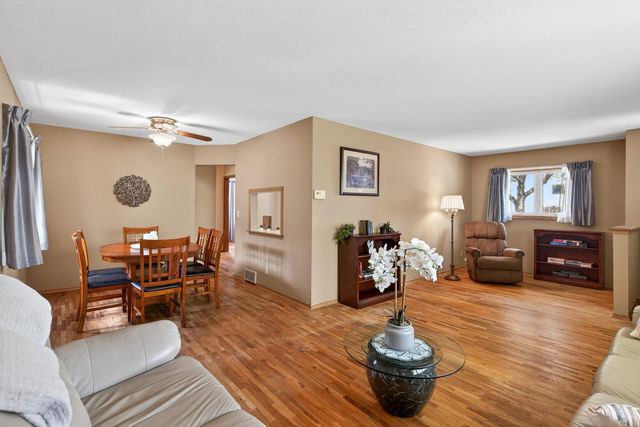4500 Pillsbury Avenue S, Minneapolis, MN 55419