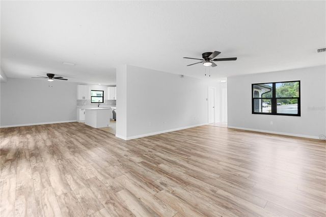 18323 CORTLAND AVENUE, Port Charlotte, FL 33948