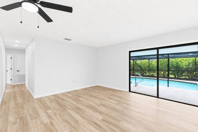 18323 CORTLAND AVENUE, Port Charlotte, FL 33948