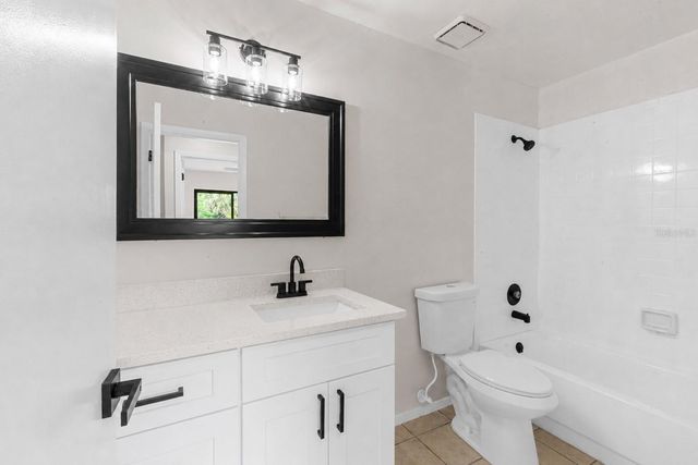 18323 CORTLAND AVENUE, Port Charlotte, FL 33948