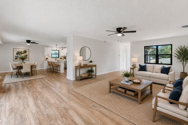 18323 CORTLAND AVENUE, Port Charlotte, FL 33948