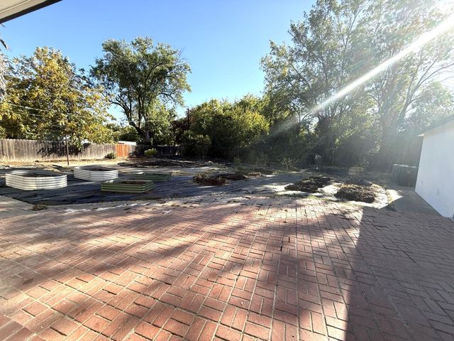 3420 Hunnicutt Ln, Sacramento, CA 95821