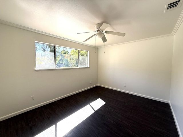3420 Hunnicutt Ln, Sacramento, CA 95821