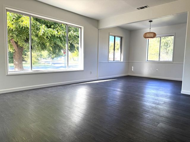 3420 Hunnicutt Ln, Sacramento, CA 95821