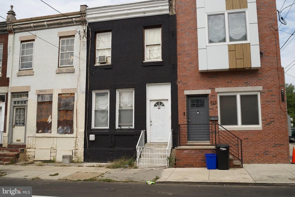 925 SUSQUEHANNA AVE, PHILADELPHIA, PA 19122 — photo 2