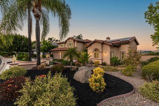 2340 Lomica Pl, Escondido, CA 92029