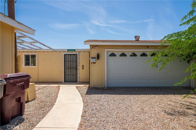 783 Molokai, Thermal, CA 92274