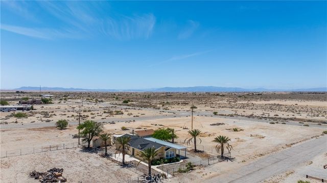 783 Molokai, Thermal, CA 92274