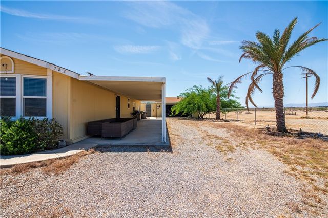 783 Molokai, Thermal, CA 92274