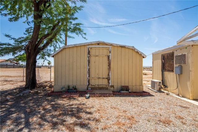783 Molokai, Thermal, CA 92274