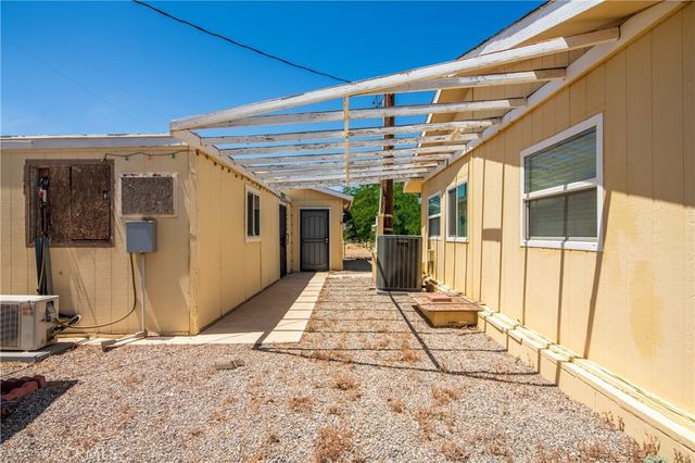 783 Molokai, Thermal, CA 92274