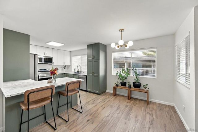 6385 Caminito Salado, San Diego, CA 92111