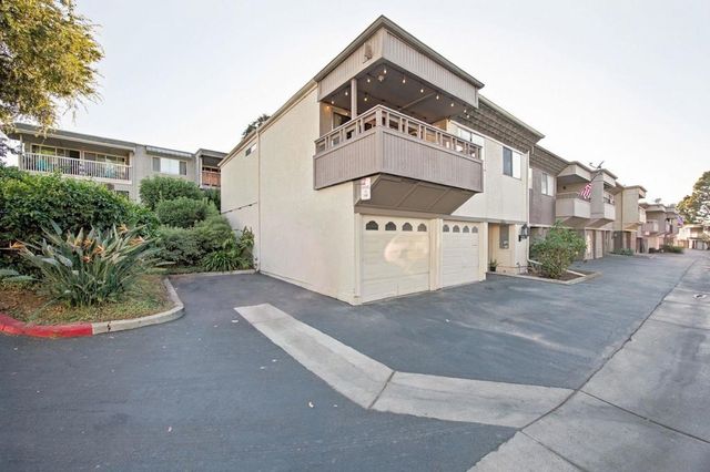 6385 Caminito Salado, San Diego, CA 92111