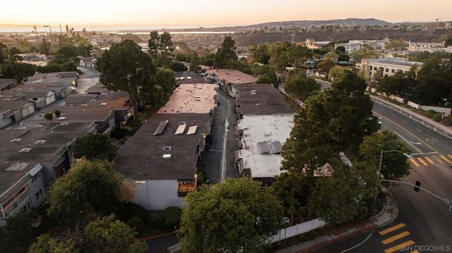 6385 Caminito Salado, San Diego, CA 92111