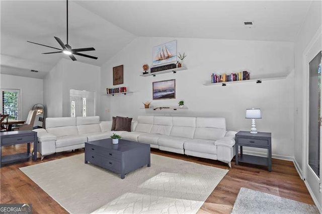 245 E Creek Circle, Roswell, GA 30076